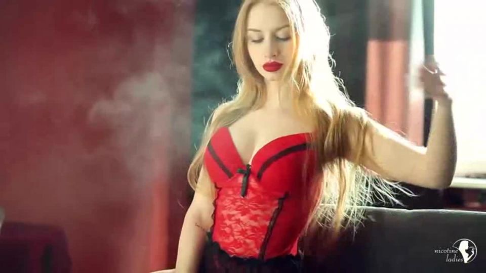 Inez in Red Nicotine Ladies