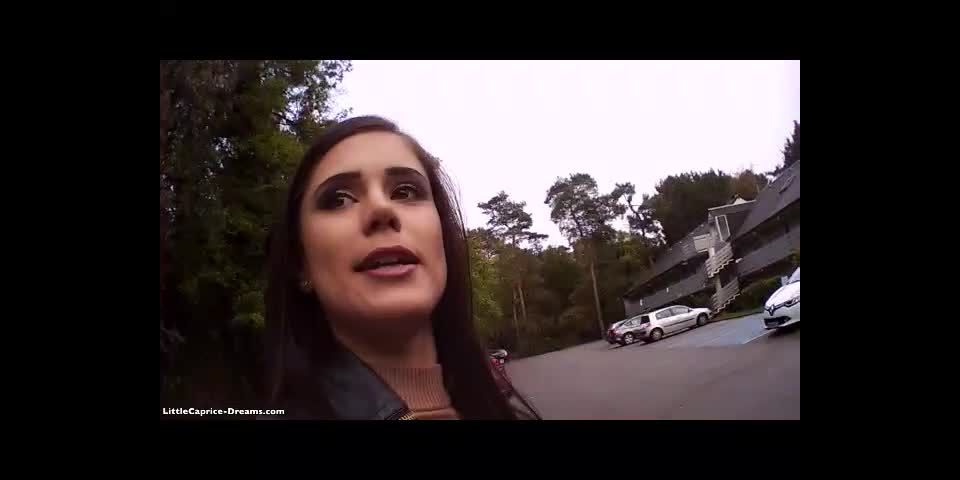 Little Caprice Smoking Eurosex Rouen