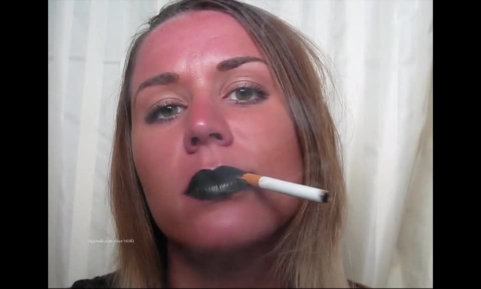 Multi-Smoke Challenge from custom video Darias Fetish KingDom