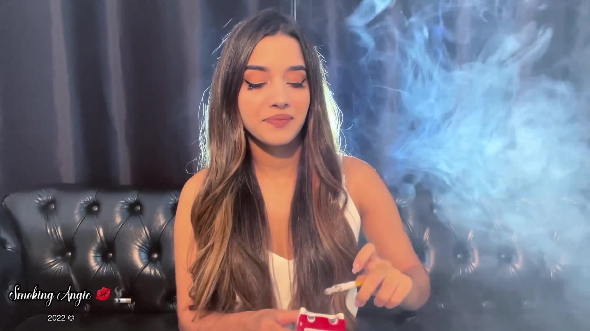 Finally smoking after spending 5 hours in the hair salon getting my hair done Abstinence challenge Smoking Angie
