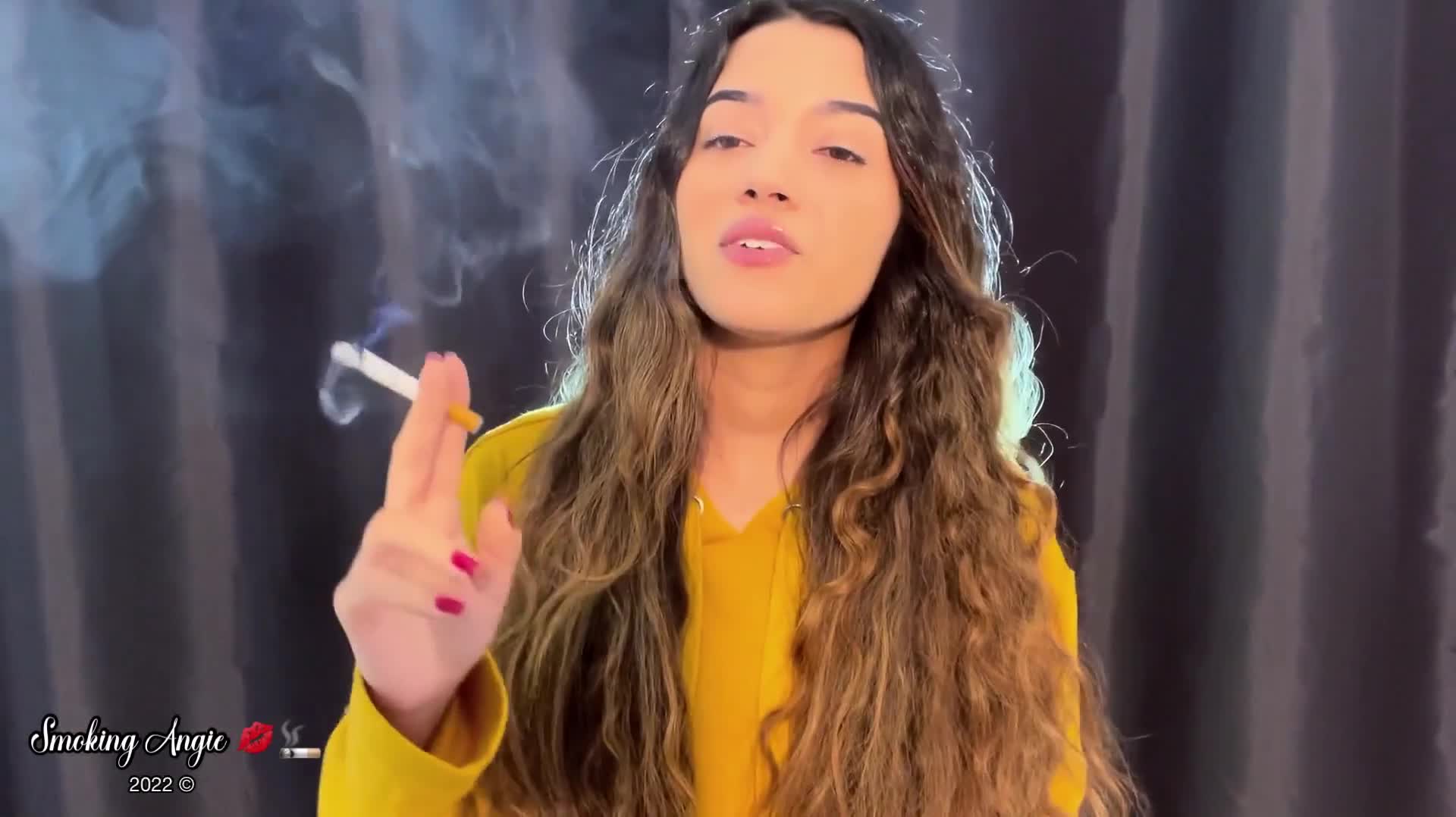Relax with me after a stressful day while I smoke marlboro red Smoking Angie