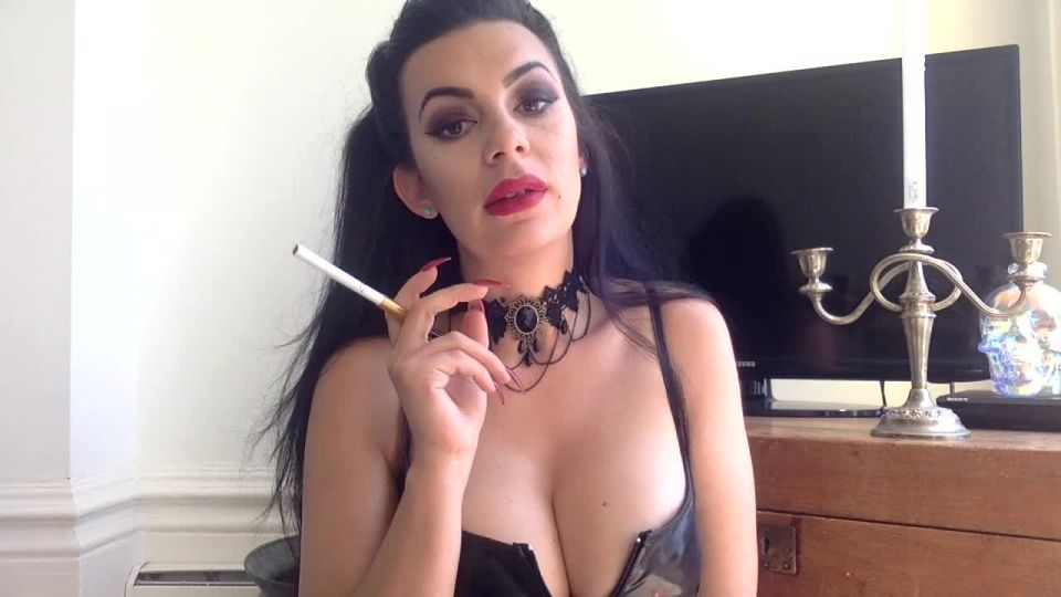 Morningstar Vampire Smoking Fetish