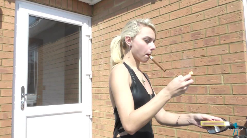 Motorbike chick smokes a Cuban Cigar ft Chloe Toy WomenWhoSmoke