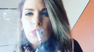 Heavy Smoker Princess OnlyFans