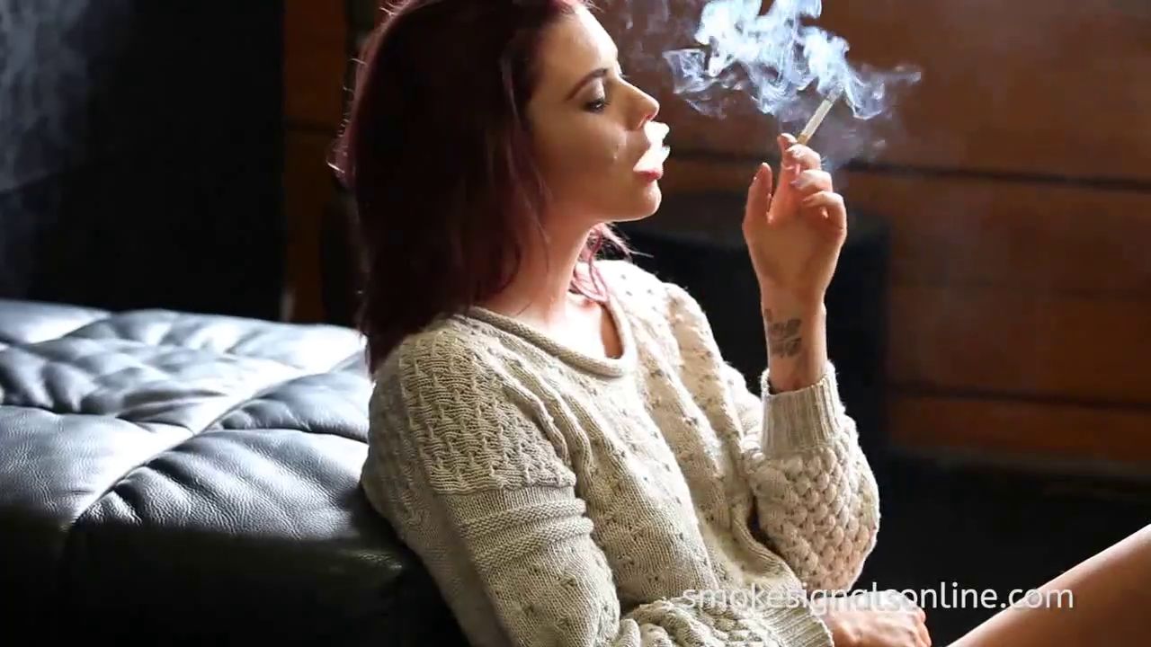 Ellie In White smoking